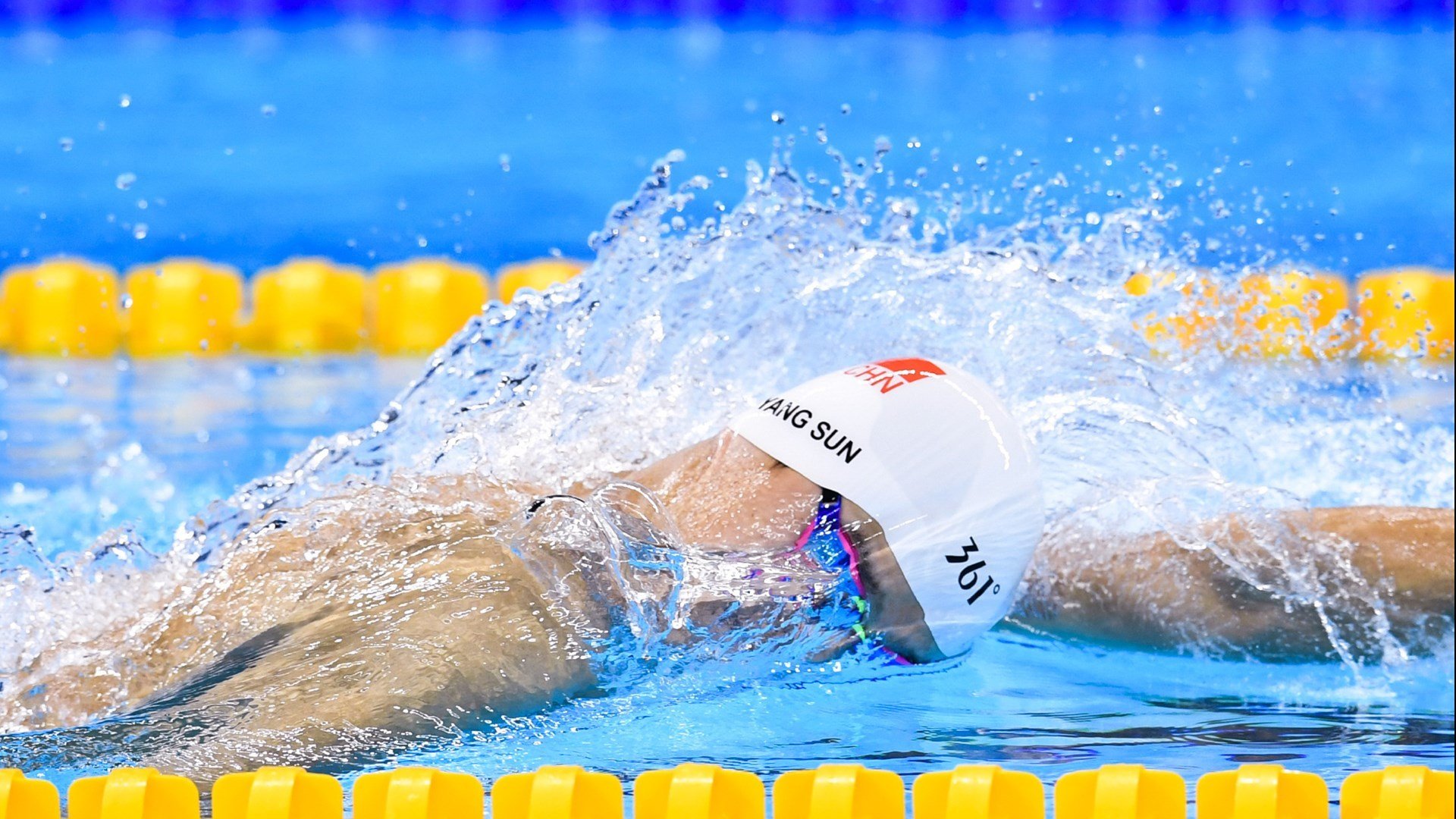 kaiyun 开云体育-全景追踪:每个弯道背后的艰难挑战,全景示意图